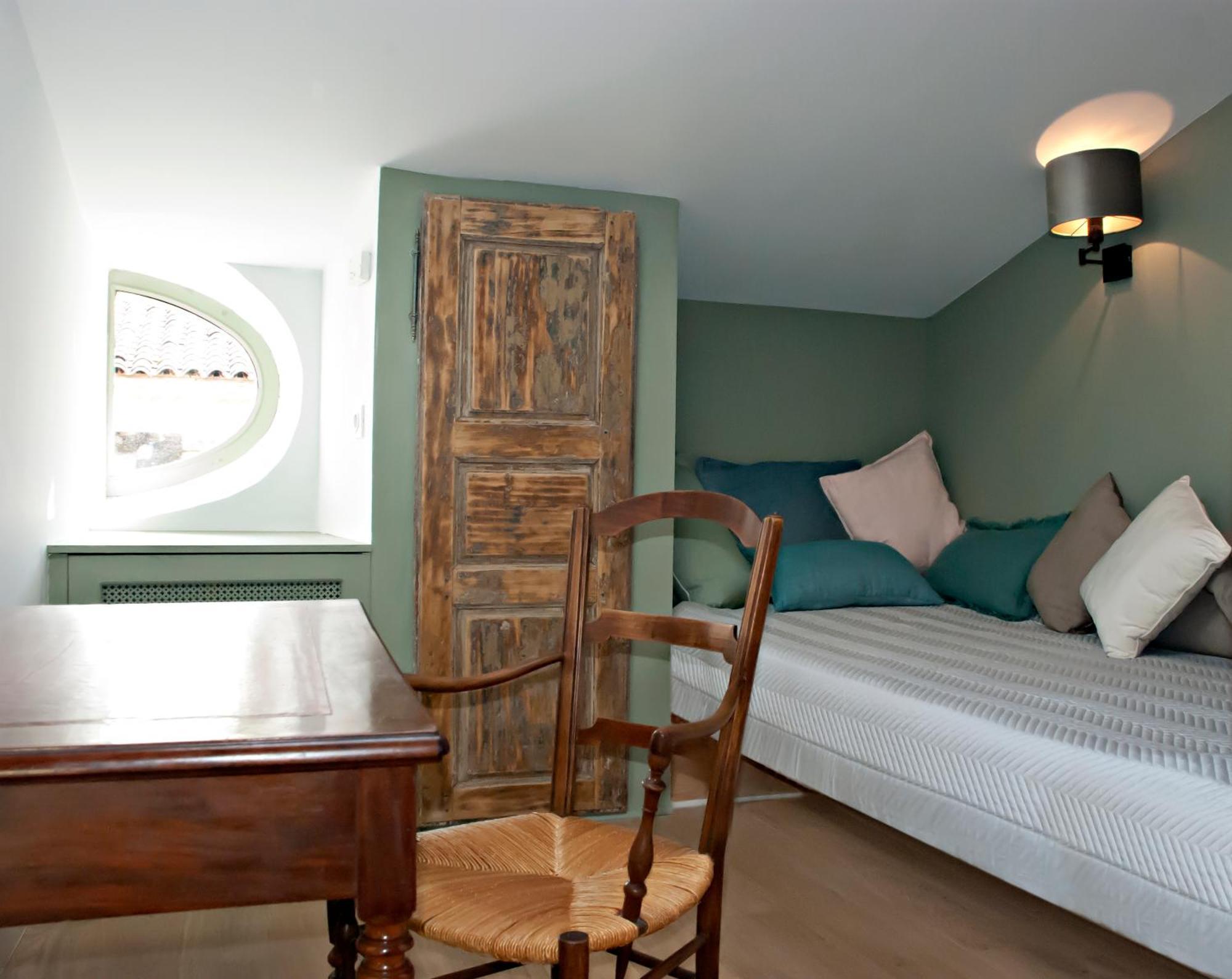 Chartreuse De Mougeres - Caux Pezenas Bed & Breakfast Luaran gambar